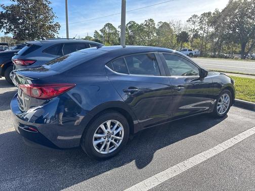 2015 Mazda Mazda3 i Touring