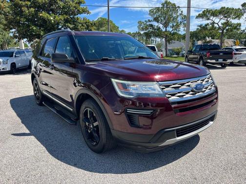 Burgundy Velvet Metallic Tinted Clearcoat 2018 Ford Explorer XLT