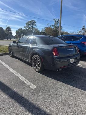 2018 Chrysler 300 Touring