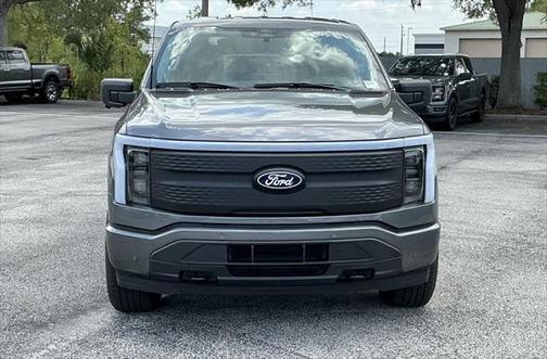 2025 Ford F-150 Lightning Flash