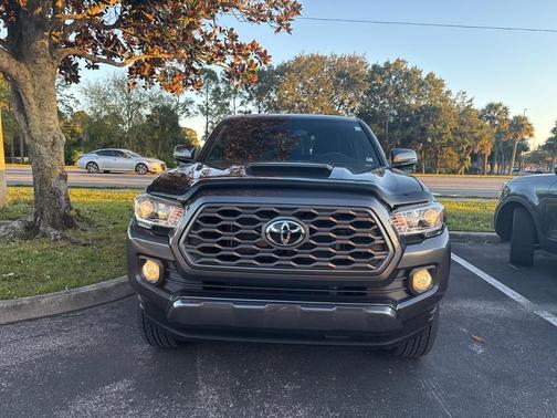 2023 Toyota Tacoma SR