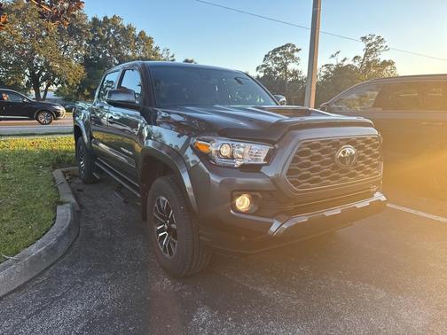 2023 Toyota Tacoma SR