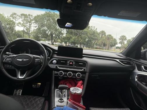 2023 Genesis G70 3.3T RWD
