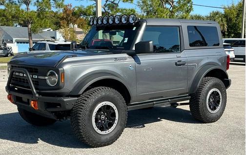 2022 Ford Bronco Black Diamond