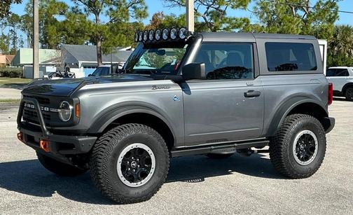 2022 Ford Bronco Black Diamond