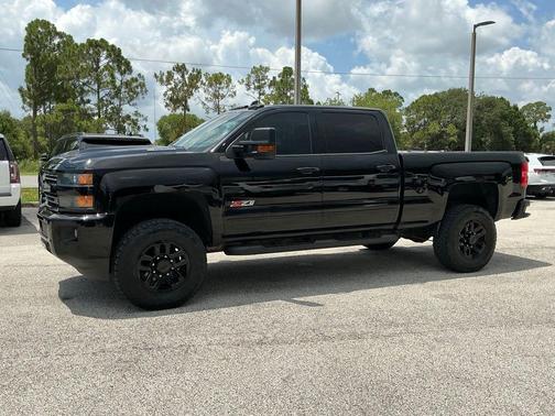 Black 2019 Chevrolet Silverado 2500 LTZ