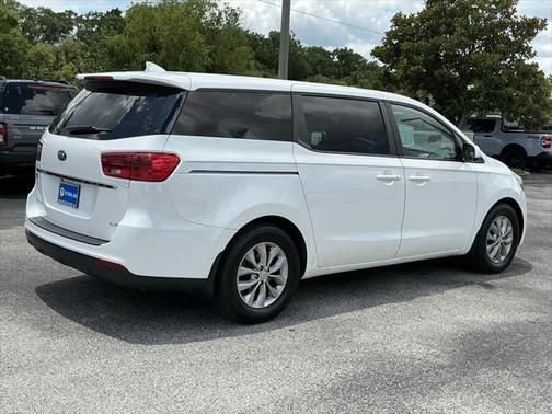 2021 Kia Sedona LX