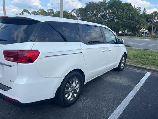 2021 Kia Sedona LX