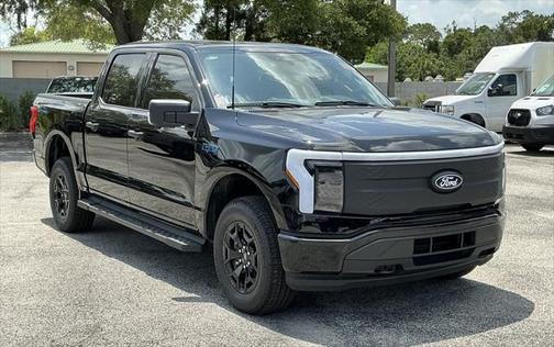 2025 Ford F-150 Lightning XLT