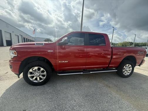 2019 RAM 2500 Big Horn Crew Cab 4x4 6'4' Box