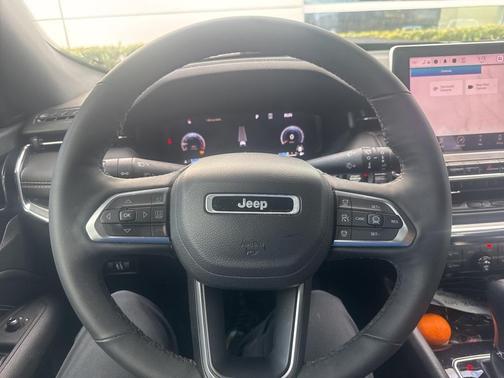 2023 Jeep Compass Altitude