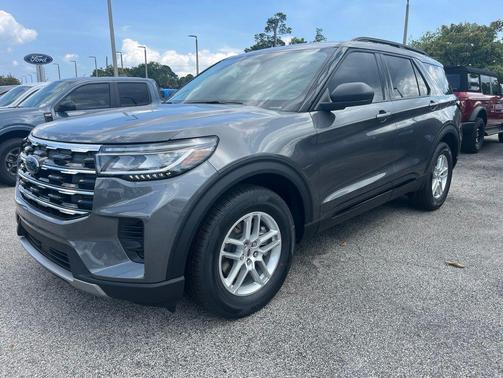 Carbonized Gray 2026 Ford Explorer Active