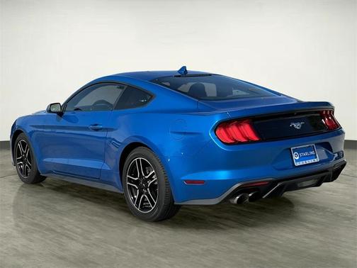 2021 Ford Mustang EcoBoost
