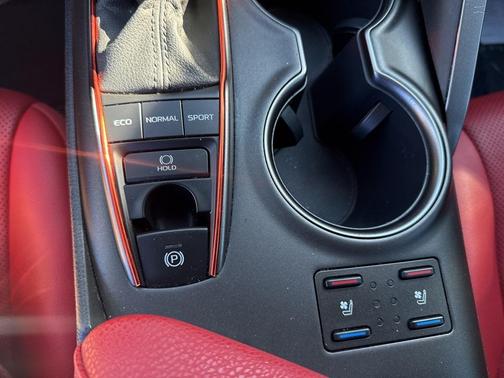 2022 Toyota Camry XSE V6