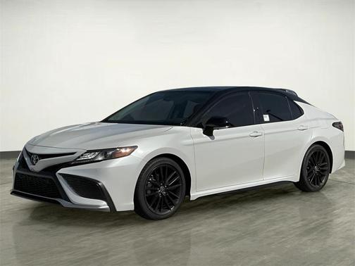 2022 Toyota Camry XSE V6