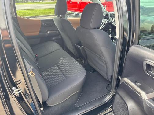 2020 Toyota Tacoma SR5
