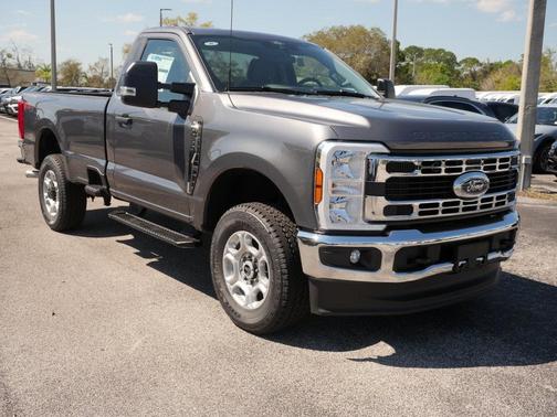 2025 Ford F-250 XLT