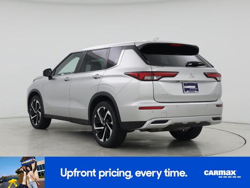2022 Mitsubishi Outlander SE