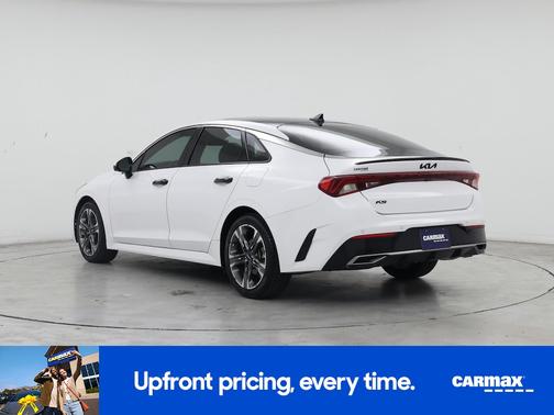 White 2022 Kia K5 EX