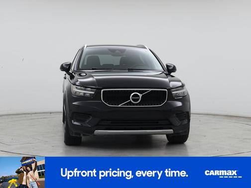 2020 Volvo XC40 T4 Momentum