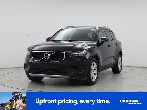 2020 Volvo XC40 T4 Momentum