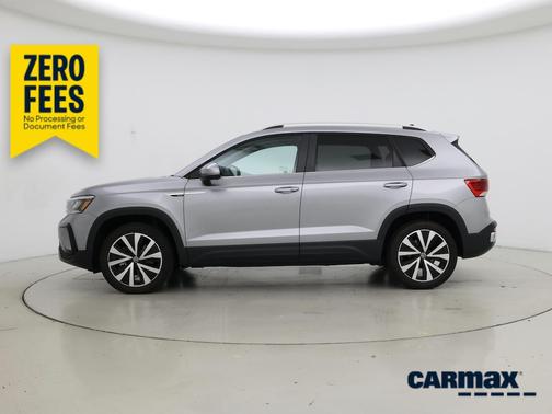 Silver 2022 Volkswagen Taos SE
