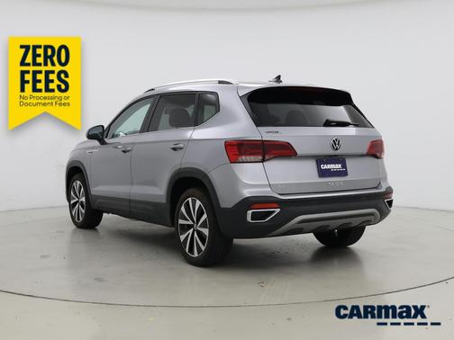 Silver 2022 Volkswagen Taos SE