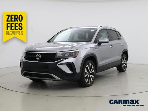 Silver 2022 Volkswagen Taos SE