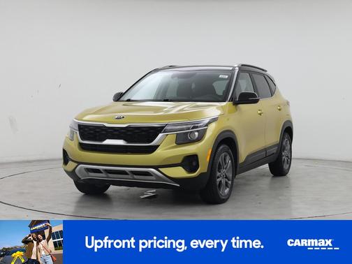 Gold 2021 Kia Seltos S