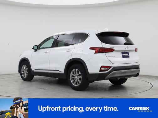 White 2019 Hyundai SANTA FE SEL