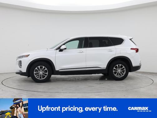 White 2019 Hyundai SANTA FE SEL