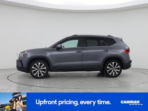 Gray 2022 Volkswagen Taos SE