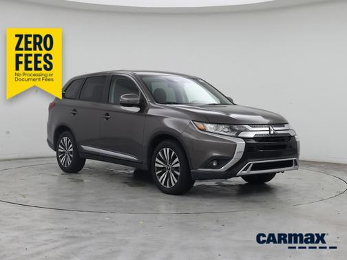 Brown 2020 Mitsubishi Outlander SE