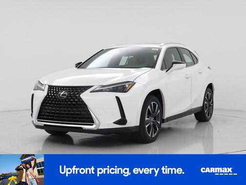White 2023 Lexus UX 250h Premium