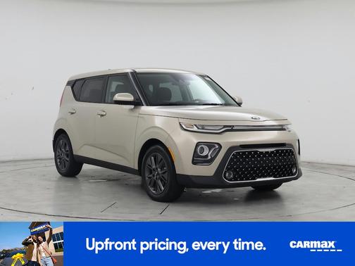 Tan 2020 Kia Soul EX