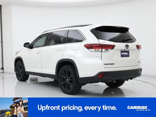 2019 Toyota Highlander SE