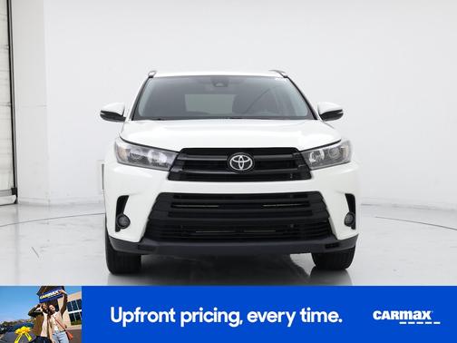 2019 Toyota Highlander SE