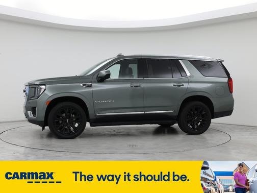 2023 GMC Yukon SLT