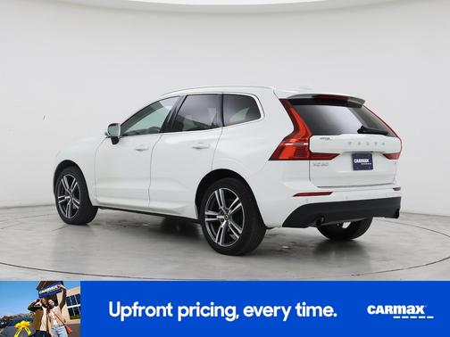 2021 Volvo XC60 T5 Momentum