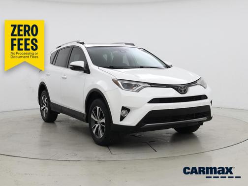 White 2018 Toyota RAV4 XLE