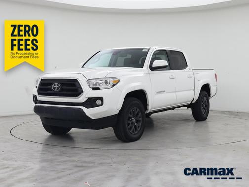 White 2023 Toyota Tacoma SR5