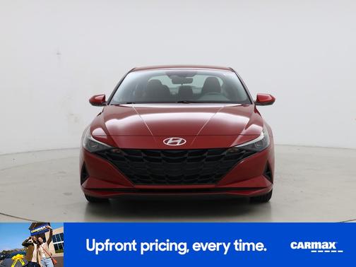 2023 Hyundai ELANTRA SE