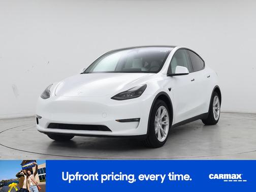 White 2023 Tesla Model Y Long Range