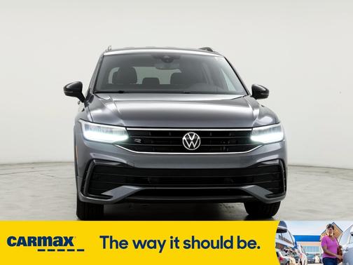 2022 Volkswagen Tiguan SE R-Line Black