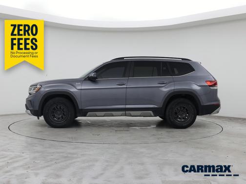 Gray 2021 Volkswagen Atlas SE w/Tech