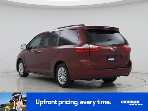 2017 Toyota Sienna XLE