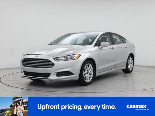Silver 2014 Ford Fusion SE