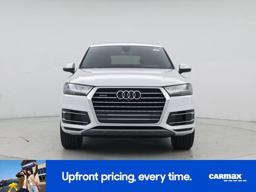 White 2017 Audi Q7 Premium Plus