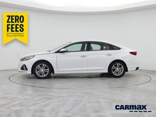 White 2019 Hyundai SONATA SEL