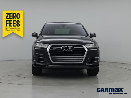 Black 2018 Audi Q7 Prestige